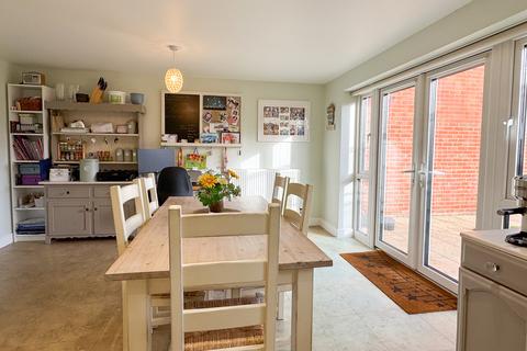 3 bedroom link detached house for sale, Thame,, Oxfordshire