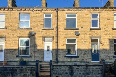 3 bedroom terraced house to rent, Mona Street, Huddersfield HD7