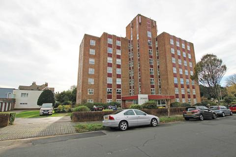 3 bedroom flat for sale, St.Johns Road, Eastbourne, BN20 7NL