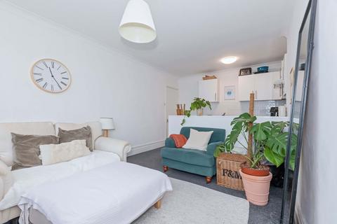 2 bedroom flat for sale, Vernon Terrace, Brighton BN1