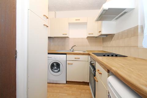 1 bedroom apartment for sale, Newcourt, Uxbridge