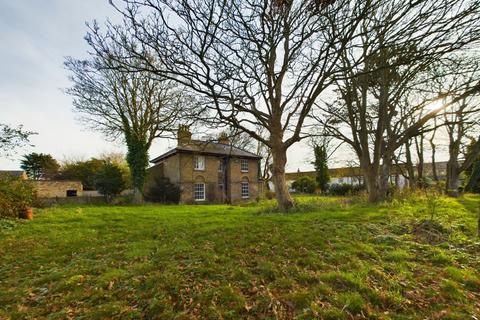 4 bedroom detached house for sale, The Vicarage, Flamborough, YO15 1PE