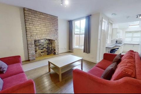 *£99pppw excluding bills!!* 6 Bed on Cycle Road, Lenton, Nottingham