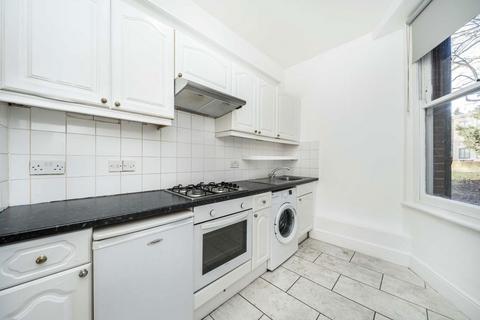 2 bedroom flat to rent, Cormont Road, London SE5