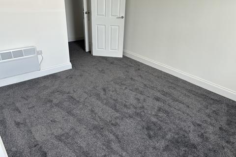 Studio to rent, Staplands Road, Liverpool, Merseyside, L14