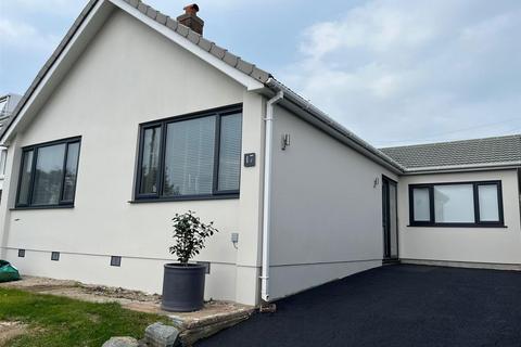 3 bedroom detached bungalow for sale, Maeshendre, Waunfawr