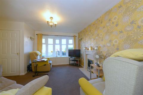 3 bedroom semi-detached house for sale, Dale Road, Monkmoor, Shrewsbury