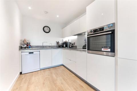 1 bedroom apartment to rent, Madeira Street, London, E14