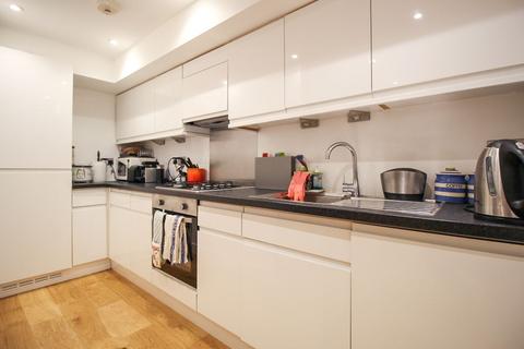 2 bedroom apartment to rent, Seward Street, London EC1