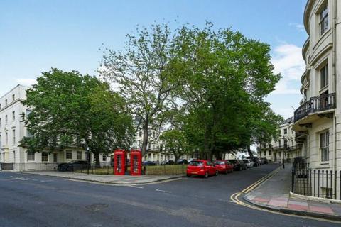 Studio for sale, Powis Square, Brighton BN1