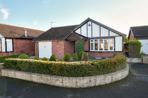 3 bedroom detached bungalow for sale, Oakhill Crescent, Strensall, York