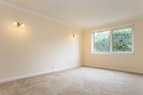 1 bedroom retirement property to rent, 10 Homecanton House, Carrington Way BA9