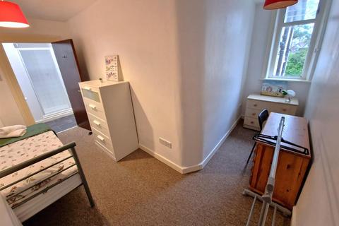 5 bedroom house share to rent, Broad Oaks, Bournemouth, BH1