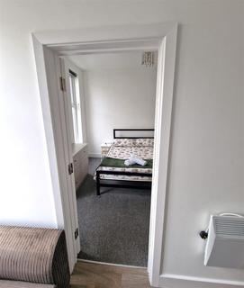 1 bedroom house to rent, The Triangle, Bournemouth