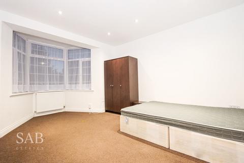 1 bedroom flat to rent, Thorn Close, Northolt, UB5