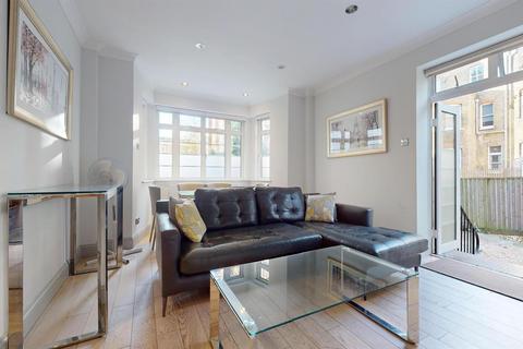 2 bedroom flat for sale, Redcliffe Close, Old Brompton Road, London SW5