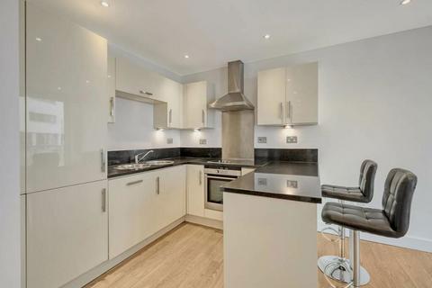 1 bedroom flat for sale, Basin Approach, London, E16 2QW