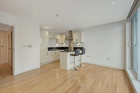 1 bedroom flat for sale, Basin Approach, London, E16 2QW