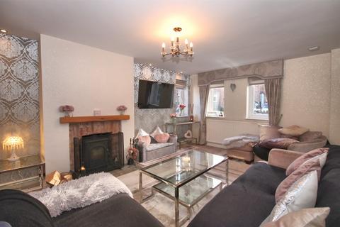 2 bedroom detached house for sale, Ella Grove, Knutsford