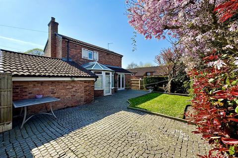 2 bedroom detached house for sale, Ella Grove, Knutsford