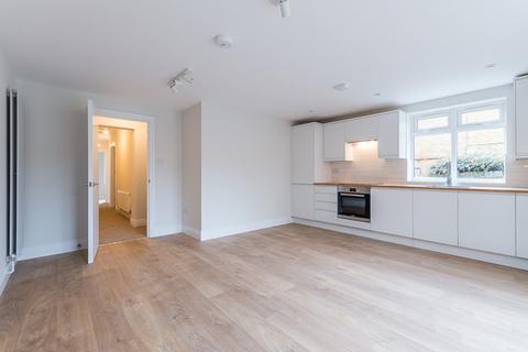 2 bedroom maisonette to rent, Sunnyhill Road, Streatham, SW16