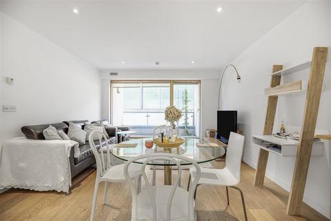 1 bedroom flat for sale, Hardwicks Square, SW18