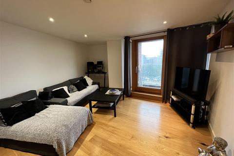 2 bedroom apartment for sale, Wharf Approach, Leeds