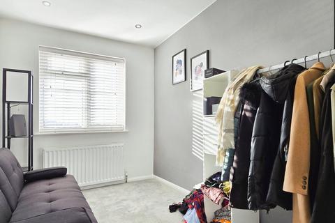 109 Ampthill Road, Maulden, Bedford, MK45 2EF