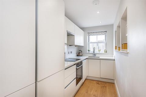 2 bedroom end of terrace house for sale, High Street, Kimpton