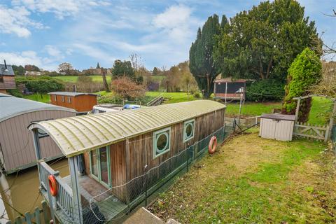 1 bedroom houseboat for sale, The Basin, Riverside Park, Maidstone