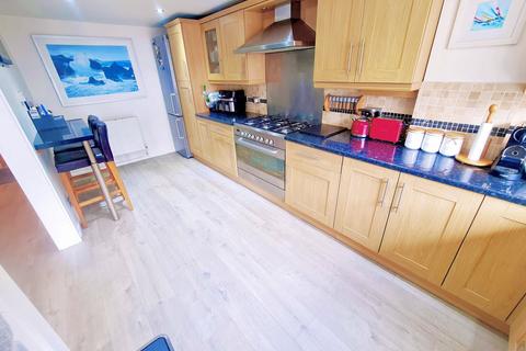 3 bedroom end of terrace house for sale, Plunch Lane, Mumbles SA3