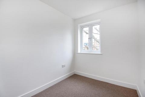 2 bedroom end of terrace house for sale, Wokingham,  Berkshire,  RG40