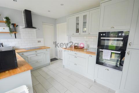 3 bedroom link detached house for sale, Bishop Gardens, Sheffield, S13