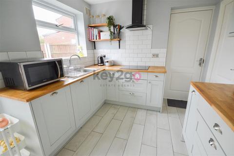 3 bedroom link detached house for sale, Bishop Gardens, Sheffield, S13