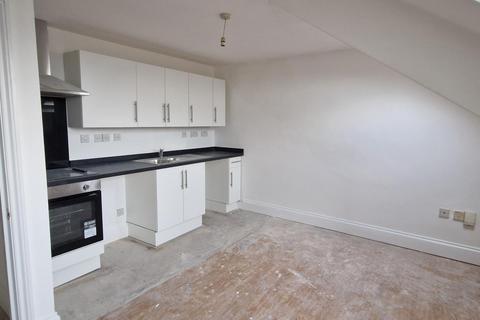 2 bedroom apartment to rent, 12/13 Woodland Terrace Flat 12