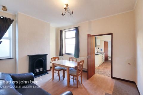 3 bedroom end of terrace house for sale, Albany Road, Stoke-On-Trent