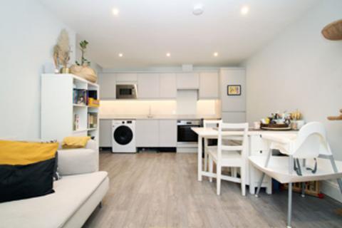 2 bedroom flat for sale, Belmont Road, Uxbridge, UB8
