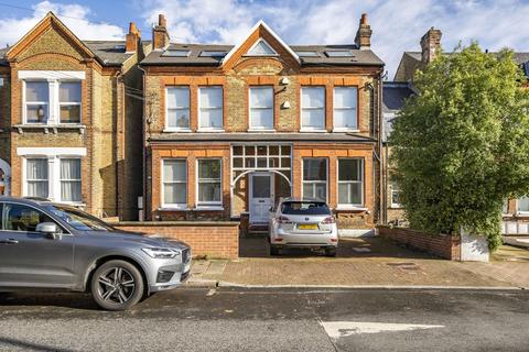 Flat C, 31 Eardley Road, London, SW16 6DA