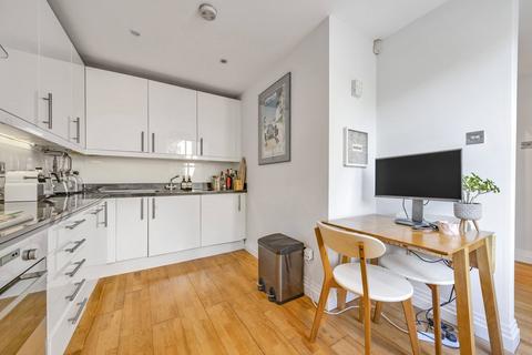 Flat C, 31 Eardley Road, London, SW16 6DA