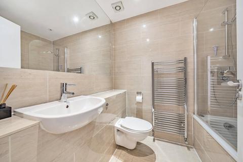 Flat C, 31 Eardley Road, London, SW16 6DA