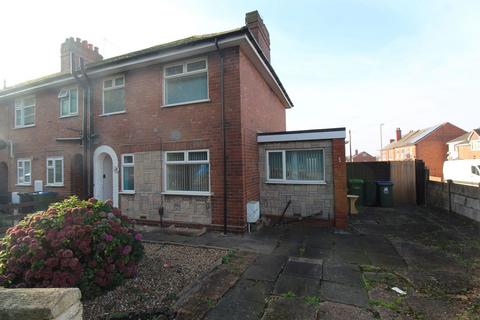 2 bedroom end of terrace house for sale, Victoria Road, Cradley Heath B64