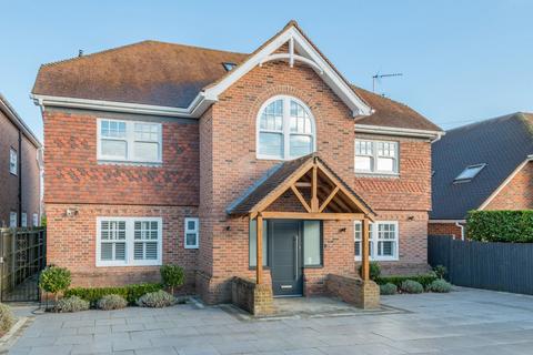 6 bedroom detached house for sale, Wood End Road, Harpenden, Hertfordshire