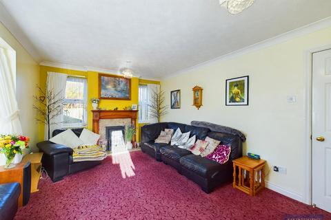 3 bedroom semi-detached house for sale, Green Howards Drive, Scarborough