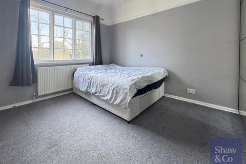 11, Tudor Court Castle Way, Feltham, TW13 7QQ