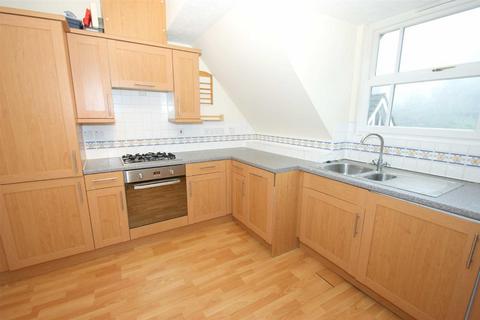 2 bedroom flat to rent, Elm house, 8 Allerton Park, LS7