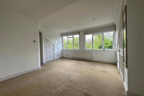 3 bedroom flat for sale, Goldhurst Terrace, London