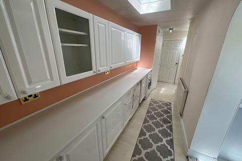 2 bedroom detached bungalow for sale, Halesowen Road, Halesowen B62