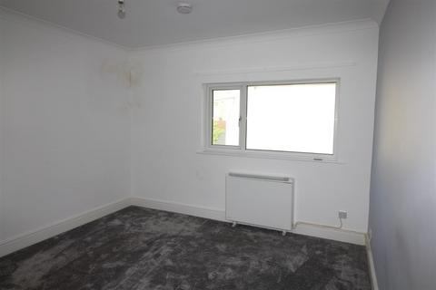 2 bedroom flat to rent, Flat 8 Brunswick Court, Cleethorpes, N.E. Lincolnshire, DN35 8RQ