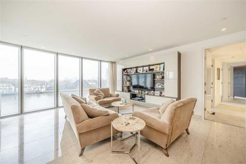 3 bedroom flat for sale, St. George Wharf, London SW8