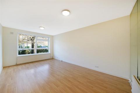 2 bedroom flat for sale, Mercier Road, SW15